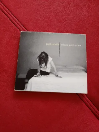 CD Queen Forever y mas 7 euros cada uno