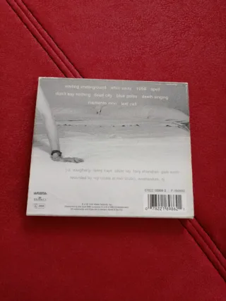 CD Queen Forever y mas 7 euros cada uno