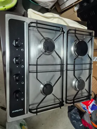 Horno eléctrico y hornilla a gas Corberó