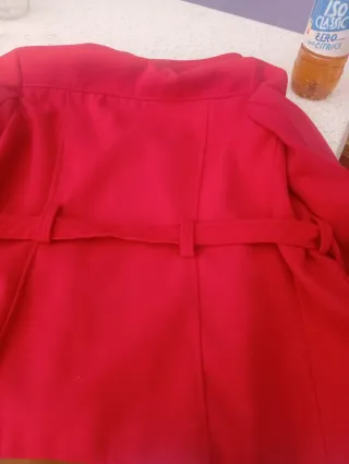 Chaqueta roja entretiempo