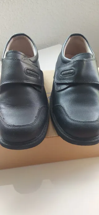 Zapatos colegiales negros T.33