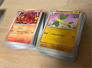 200 Carte Pokémon Italiane