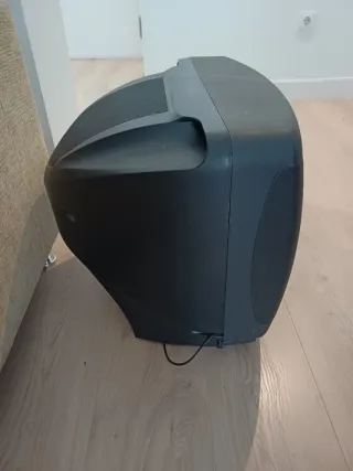 Televisor LG negro (con culo)