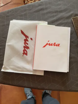 Cafetera Jura A1 con caja y instrucciones