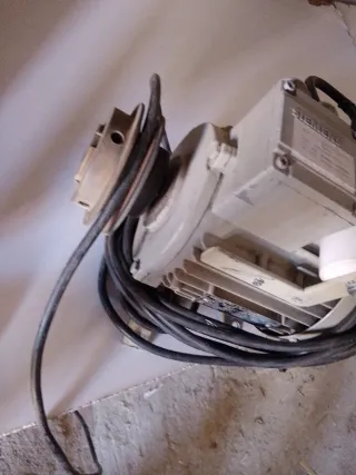 Motor Siemens con Condensador GSC