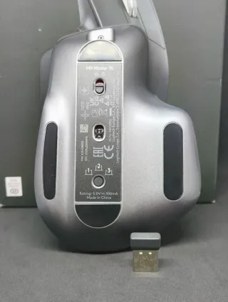 Logitech MX Master 3S - rato premium em caixa