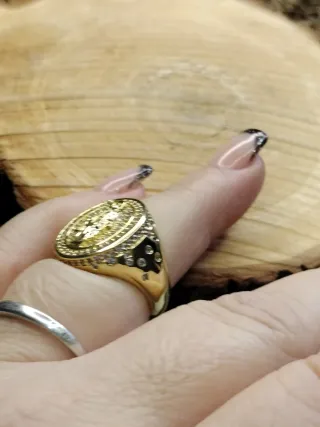 Anillo Virgen María Bañado en Oro