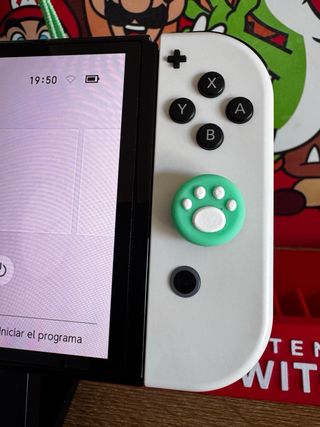 Nintendo Switch OLED Perfecta + accesorios y funda