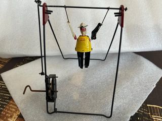 Juguete Payaso Trapecista Paya Hojalata