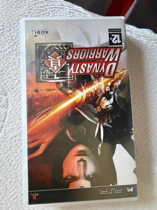 Lote 13 Artículos DS, PSP, 3DS y DVDs