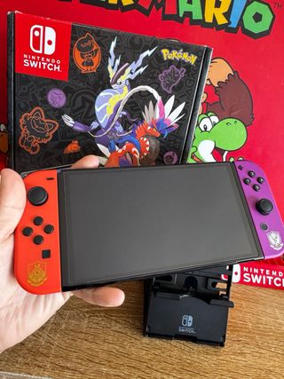 Pack Nintendo Switch OLED Pokémon + mando + base