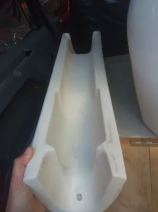 Pica Lavabo de Porcelana Nueva. Con pie + grifo