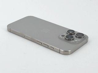 iPhone 15 Pro (256 GB) Titanio Natural