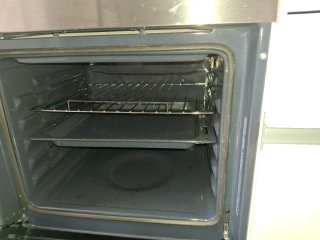 Cocina completa nueva.  Sin frigorífico.