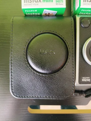 Fujifilm Instax Hybrid EVO Cámara Digital