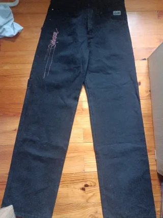 Pantalones reciclaje