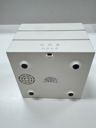 Humidificador de aire diseño madera y blanco