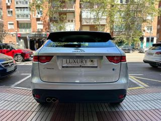 Jaguar F-Pace 2017