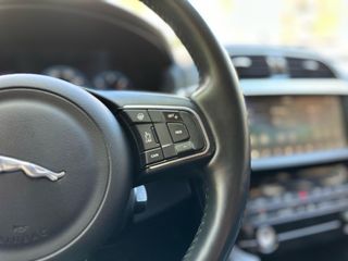 Jaguar F-Pace 2017
