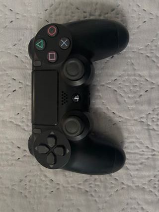 PS4 (PlayStation 4) + 2 Mandos+ 3 juegos