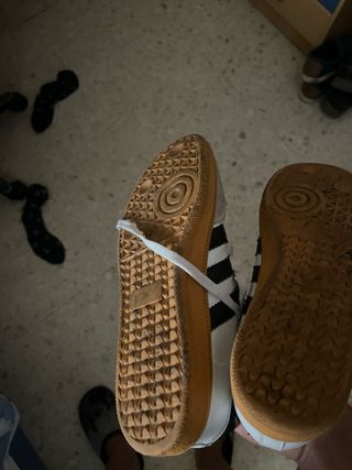 Adidas Samba Blancas y Negras