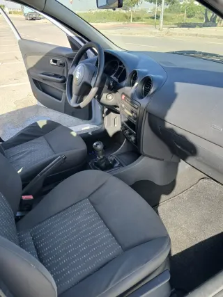 SEAT Ibiza 2004