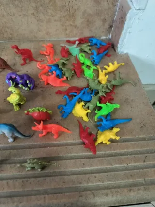 Lote dinosaurios pequeños y mini dinosaurios