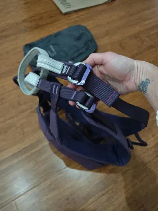 Arnés de escalada Petzl mujer, modelo LUNA.