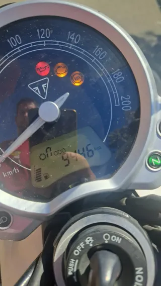 Triumph Street Twin 900