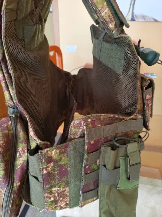 Chaleco Táctico  Camuflaje Pencott