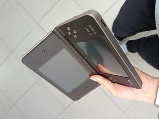Nintendo DS XL color chocolate