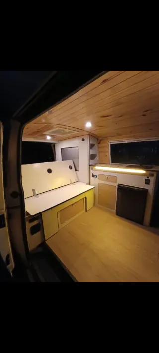 Volkswagen Transporter T6.1 2021 Camper