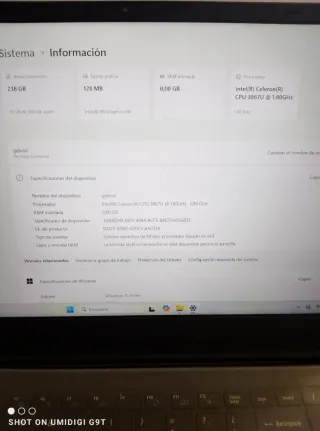 Toshiba Dynabook Satellite Pro + Accesorios