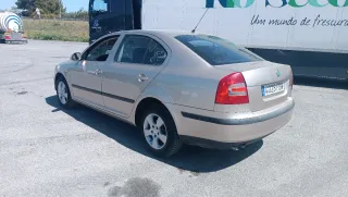 eskoda  Octavia  2006