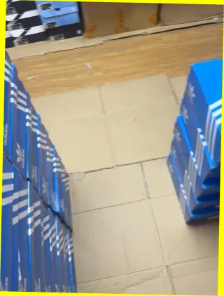 Adidas Superstar Talla 41 Blancas Negras