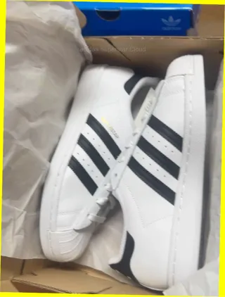 Adidas Superstar Talla 41 Blancas Negras