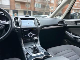 Ford Galaxy 2019