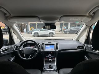 Ford Galaxy 2019