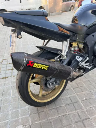 Yamaha YZF R6 Negra