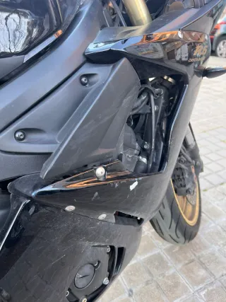 Yamaha YZF R6 Negra
