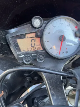 Yamaha YZF R6 Negra