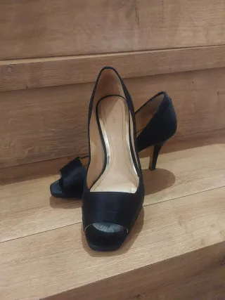 Zapatos de tacón Clarks negros