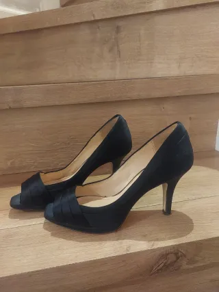 Zapatos de tacón Clarks negros