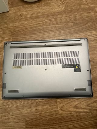 Ordenador portátil Medion gris