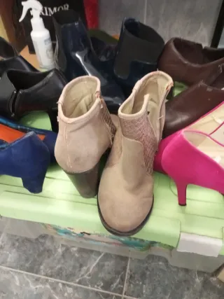 Lote de calzado variado