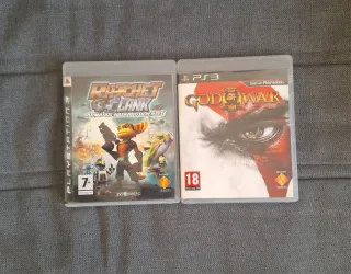 Playstation 3 con Ratchet & Clank y God of War