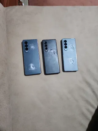 Lote 2 Samsung Fold 4 + 1 Fold 3 Nero