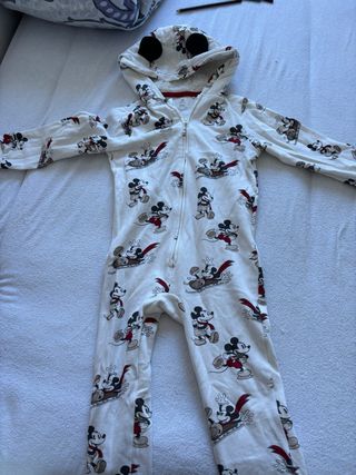 Pijama Mickey Mouse niño talla 110cm 4 anos