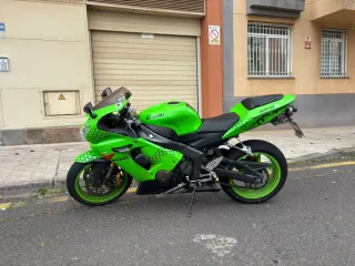 Moto Kawasaki