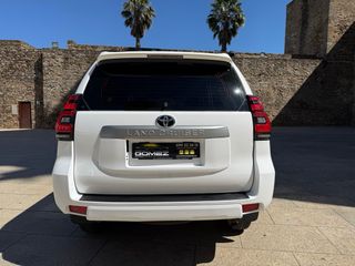 Toyota Land Cruiser 2022